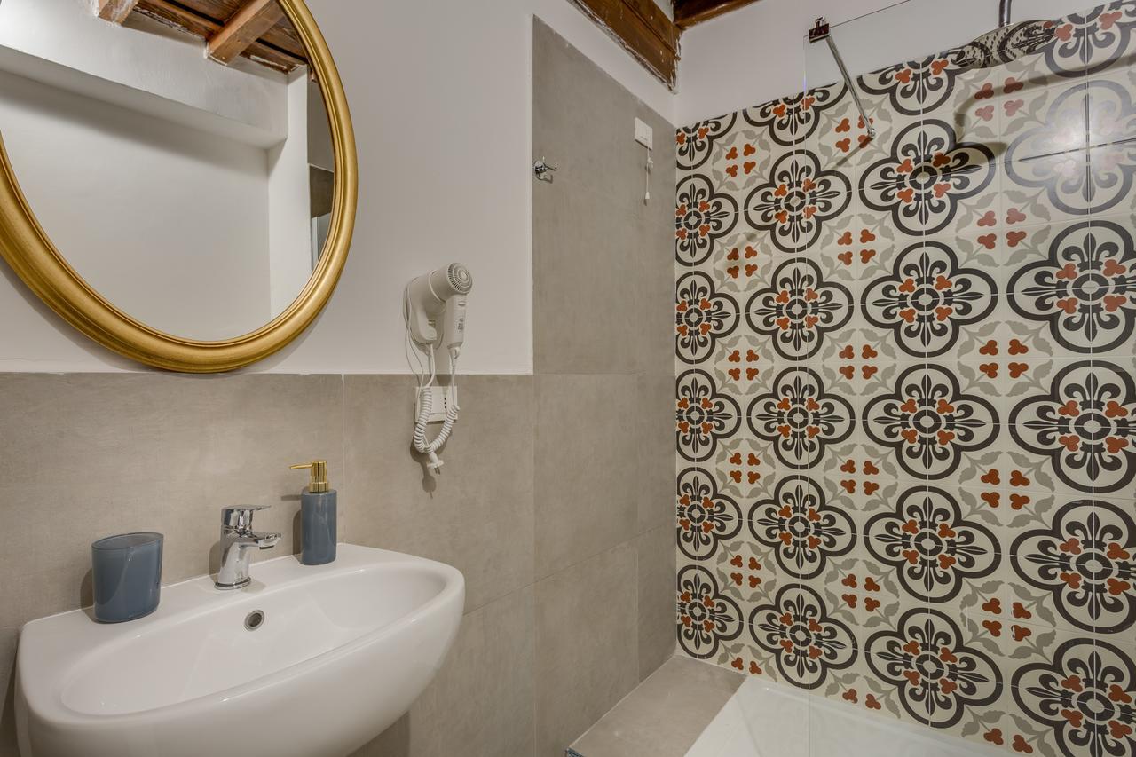 Residenze D'Epoca Collection-Sant'Anna Bed & Breakfast Florence Luaran gambar