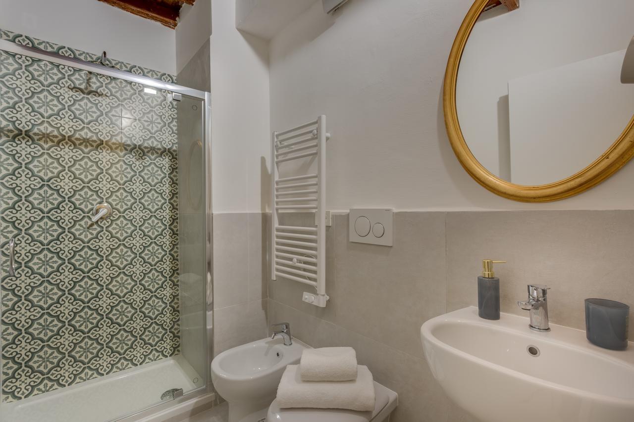 Residenze D'Epoca Collection-Sant'Anna Bed & Breakfast Florence Luaran gambar